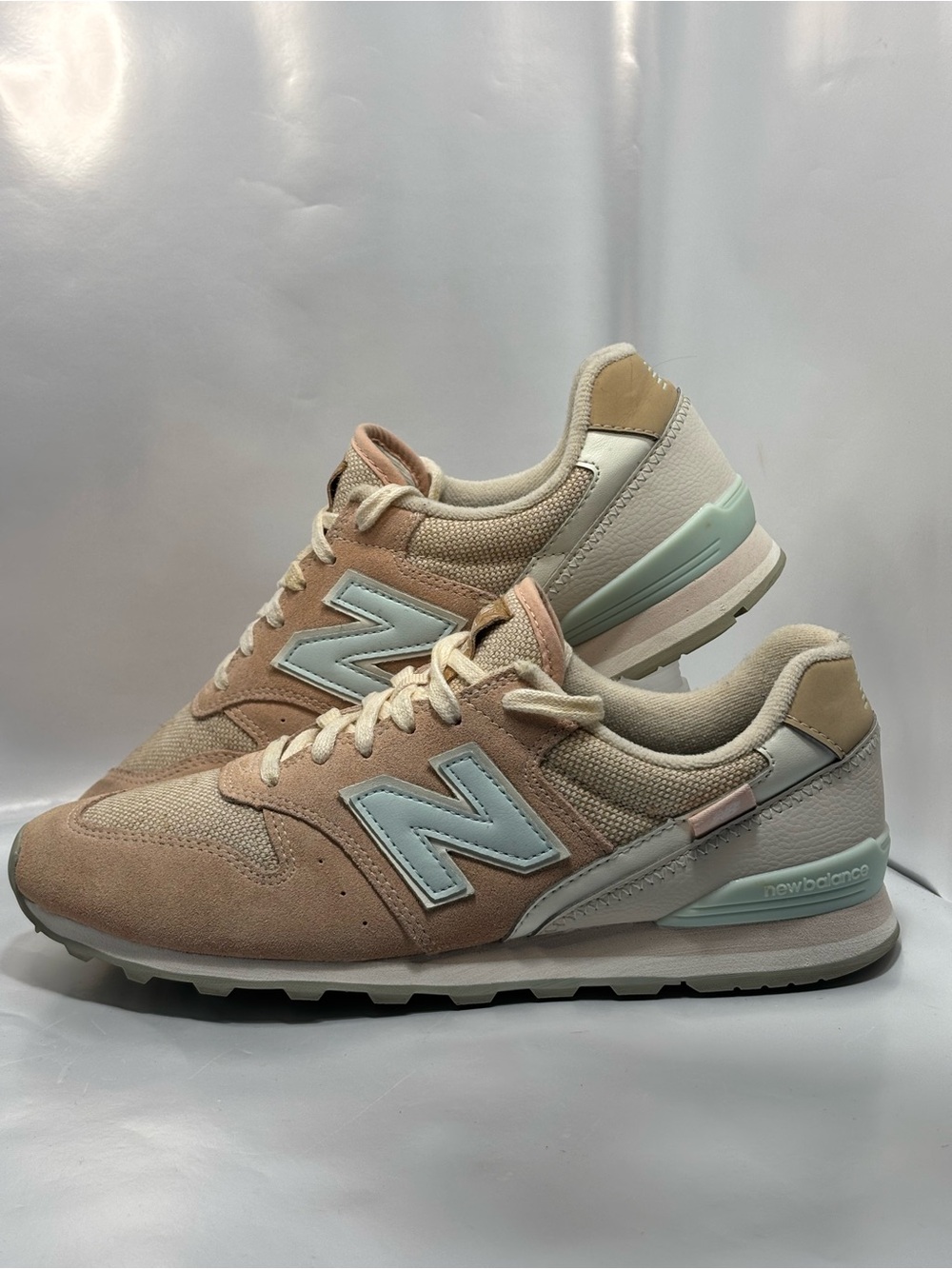 New Balance 996 Women's Size 8 Beige Rose Sneakers Athletic WL996CPA